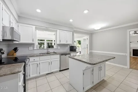 8712 Mariner Drive Raleigh NC 27615
