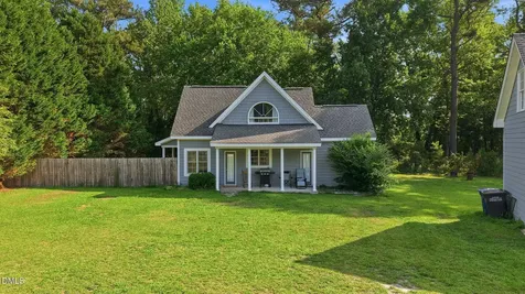 211 Meadow Drive Fuquay Varina NC 27526