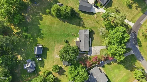 211 Meadow Drive Fuquay Varina NC 27526