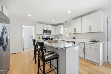 211 Meadow Drive Fuquay Varina NC 27526