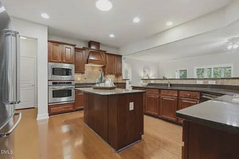 1206 Ventnor Place Cary NC 27519