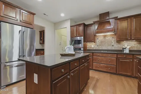 1206 Ventnor Place Cary NC 27519