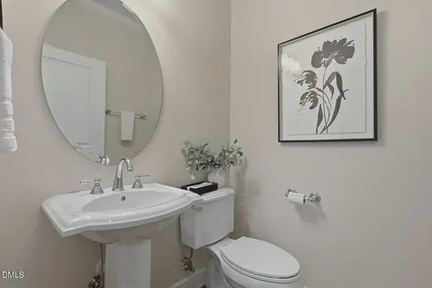 1206 Ventnor Place Cary NC 27519