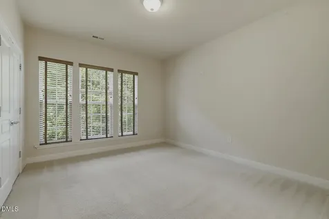 1206 Ventnor Place Cary NC 27519