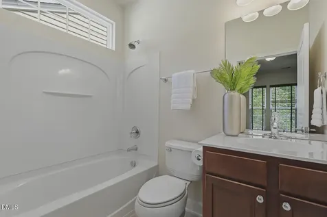 1206 Ventnor Place Cary NC 27519