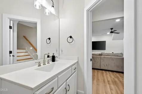 329 Grand Avenue Raleigh NC 27606