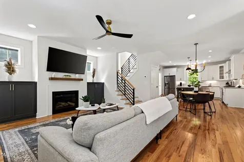 329 Grand Avenue Raleigh NC 27606