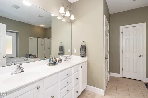 122 Brookbank Hill Place Cary NC 27519