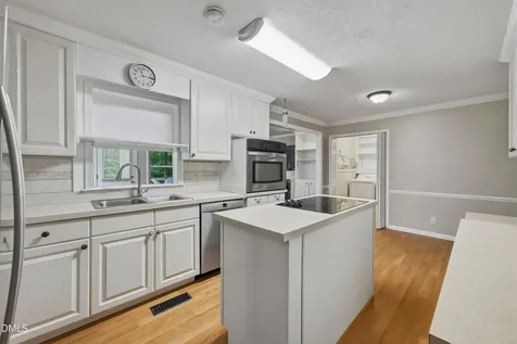 715 White Oak Drive Cary NC 27513