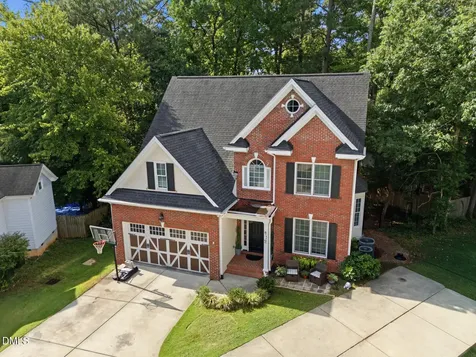 412 Thyme Place Raleigh NC 27609