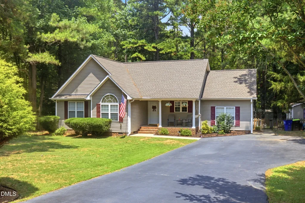 5515 Pine Meadow Lane Mebane NC 27302