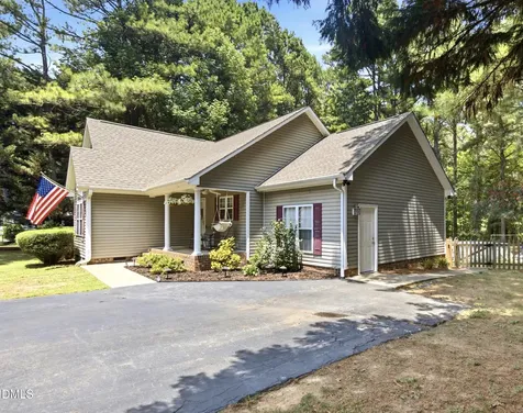 5515 Pine Meadow Lane Mebane NC 27302