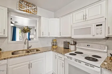 761 E Cardinal Drive Fuquay Varina NC 27526