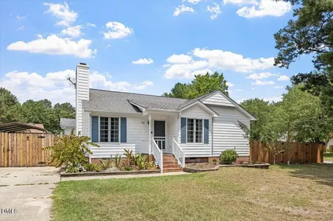 761 E Cardinal Drive Fuquay Varina NC 27526