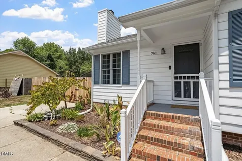 761 E Cardinal Drive Fuquay Varina NC 27526
