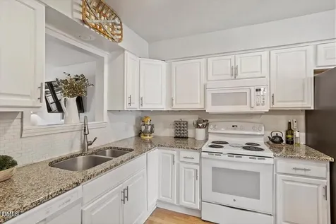 761 E Cardinal Drive Fuquay Varina NC 27526