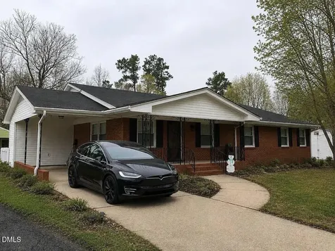 2824 Crestline Avenue Raleigh NC 27603