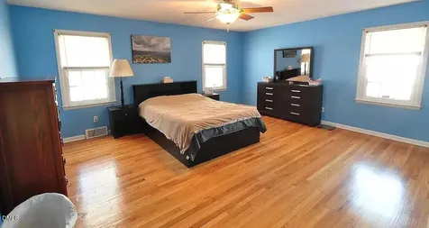 2824 Crestline Avenue Raleigh NC 27603