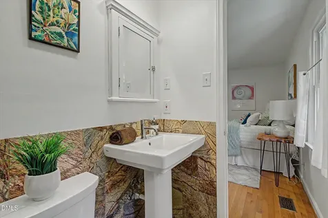 508 Yorktown Drive Chapel Hill NC 27516