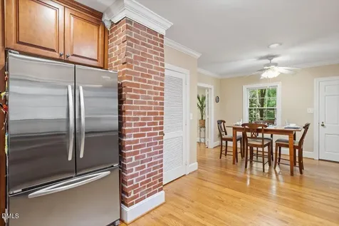 416 Brookside Drive Chapel Hill NC 27516