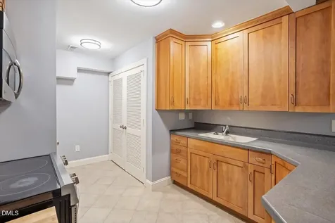 416 Brookside Drive Chapel Hill NC 27516