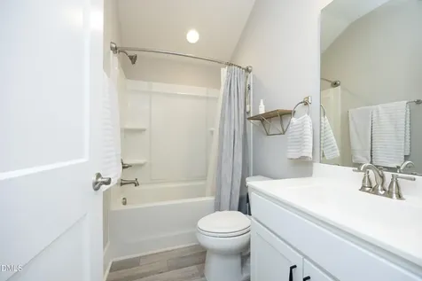 1173 Hodgson Lane Fuquay Varina NC 27526
