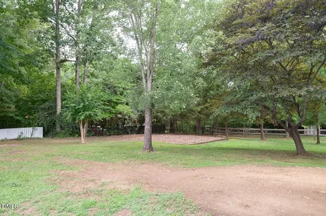 1748 Conners Court Burlington NC 27215