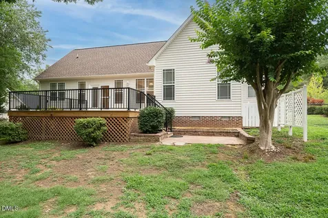 1748 Conners Court Burlington NC 27215