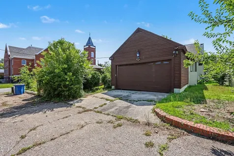 300 S Layton Avenue Dunn NC 28334