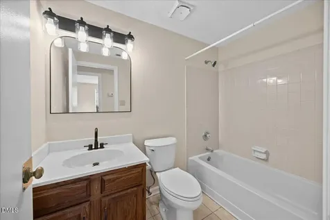 1621 River Knoll Drive Raleigh NC 27610