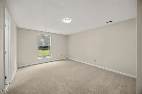 1621 River Knoll Drive Raleigh NC 27610