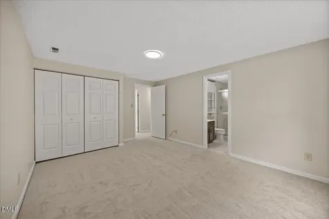 1621 River Knoll Drive Raleigh NC 27610