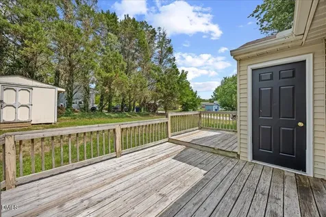 1621 River Knoll Drive Raleigh NC 27610
