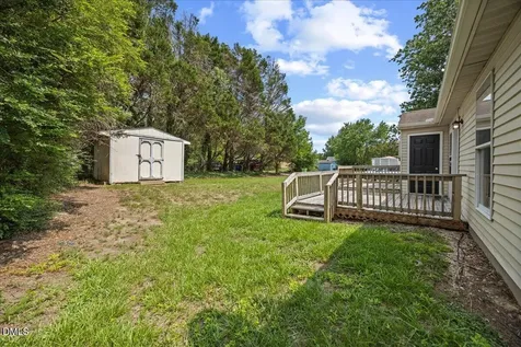 1621 River Knoll Drive Raleigh NC 27610