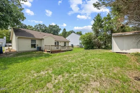 1621 River Knoll Drive Raleigh NC 27610