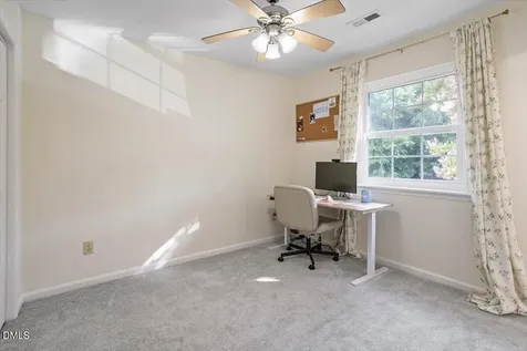 104 Sir Richard Lane Chapel Hill NC 27517