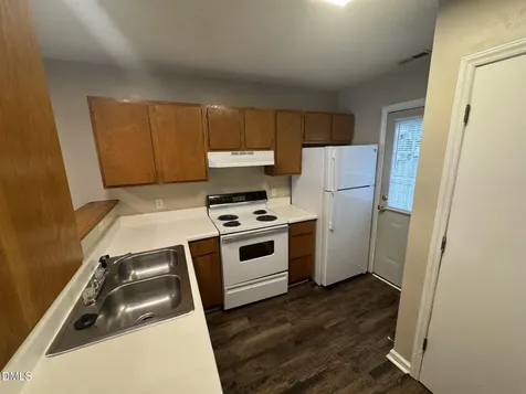 2910 Faversham Place Raleigh NC 27604