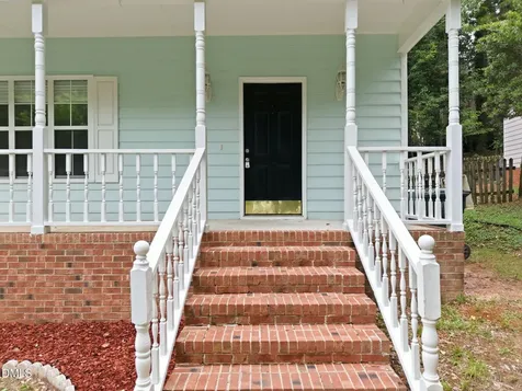 3805 Hollycrest Court Raleigh NC 27612