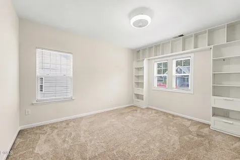 2917 Farmhouse Drive Apex NC 27502