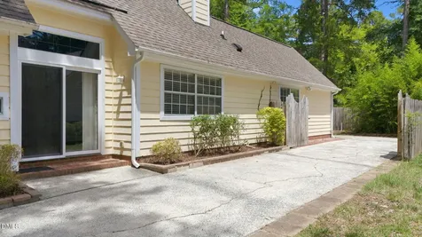 104 Covington Drive Chapel Hill NC 27514