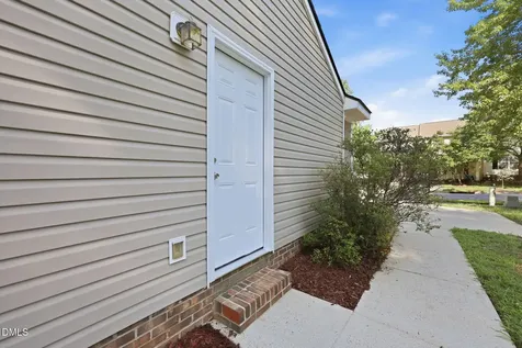 208 Highgate Circle Wake Forest NC 27587
