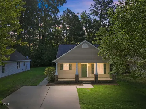 208 Highgate Circle Wake Forest NC 27587