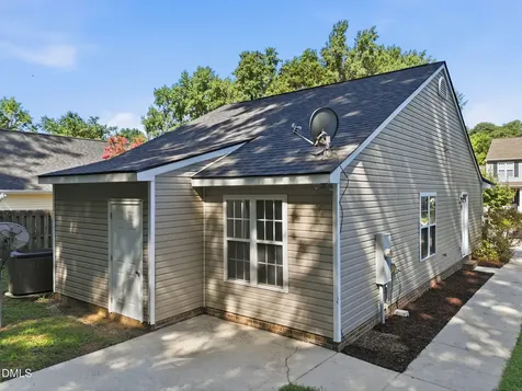 208 Highgate Circle Wake Forest NC 27587