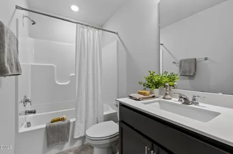 4943 Microcline Trail Raleigh NC 27610