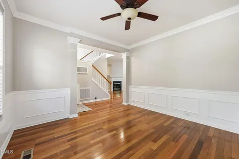 5128 Pinehall Wynd Raleigh NC 27604