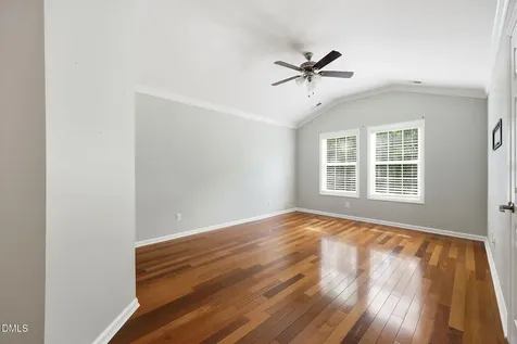5128 Pinehall Wynd Raleigh NC 27604