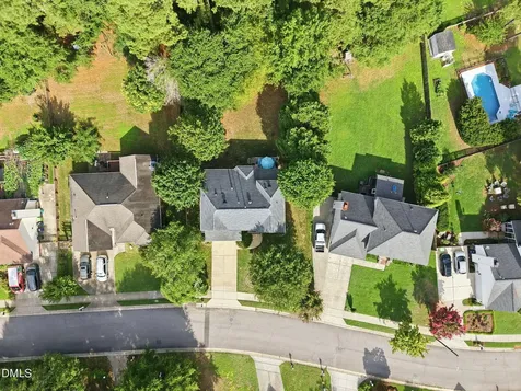 5128 Pinehall Wynd Raleigh NC 27604