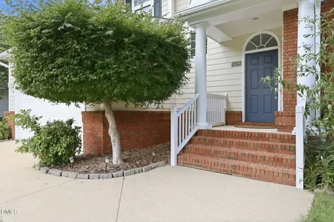 5128 Pinehall Wynd Raleigh NC 27604