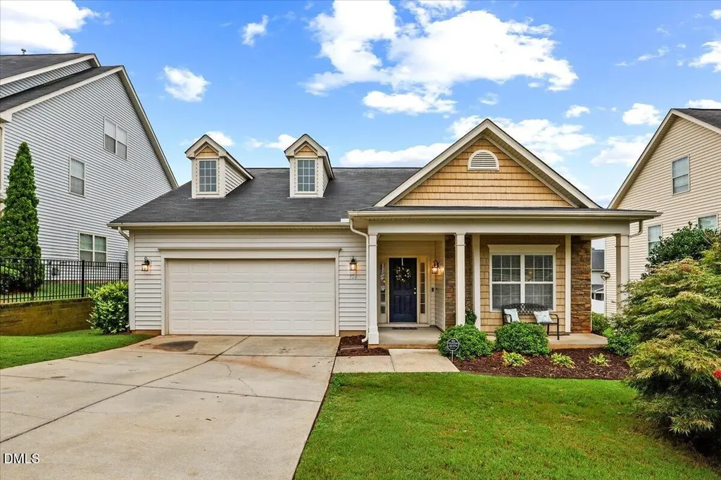 324 Lynshire Avenue Clayton NC 27527