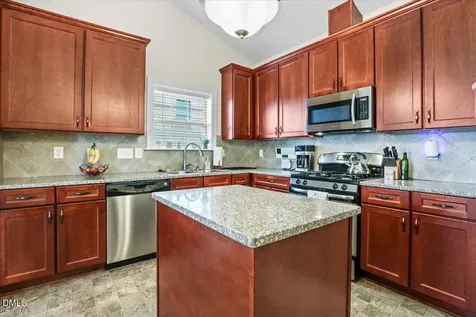 324 Lynshire Avenue Clayton NC 27527